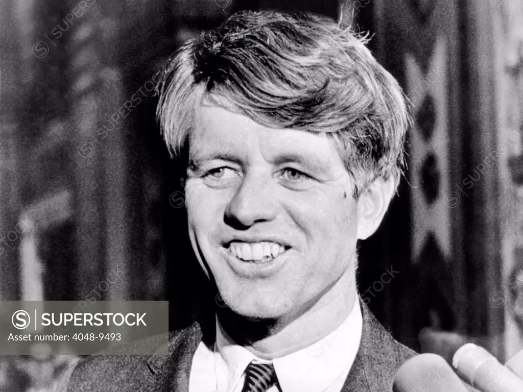 Sen. Robert Kennedy talking with reporters on this 42nd birthday. Nov. 20, 1967.