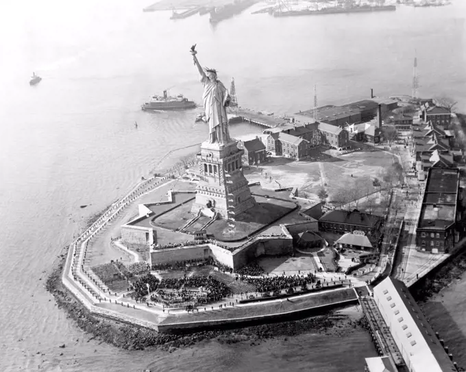 The Statue of Liberty, Bedloe's Island, New York City, circa 1936