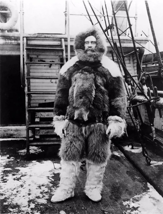 ROBERT E. PEARY-Commanter of the expedition to the North Pole, (1902-1905).