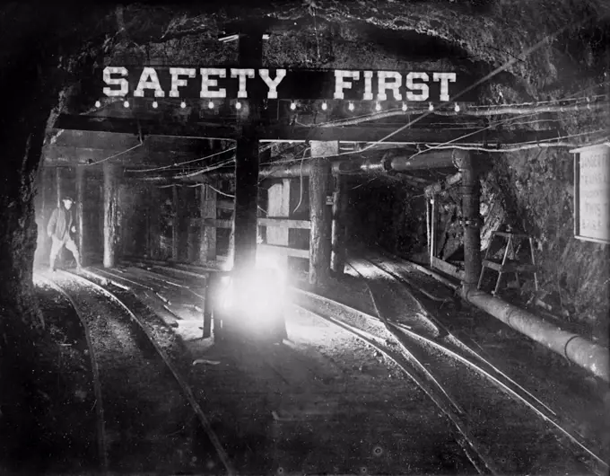 Safety sign in a coal mine, photograph circa 1908-1919.