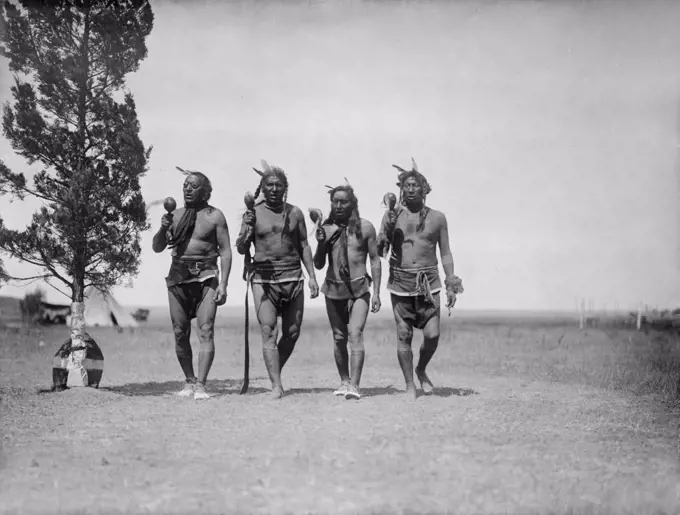Arikara, American Indians, original title: 'Night medicine men', photograph by Edward S. Curtis, 1908