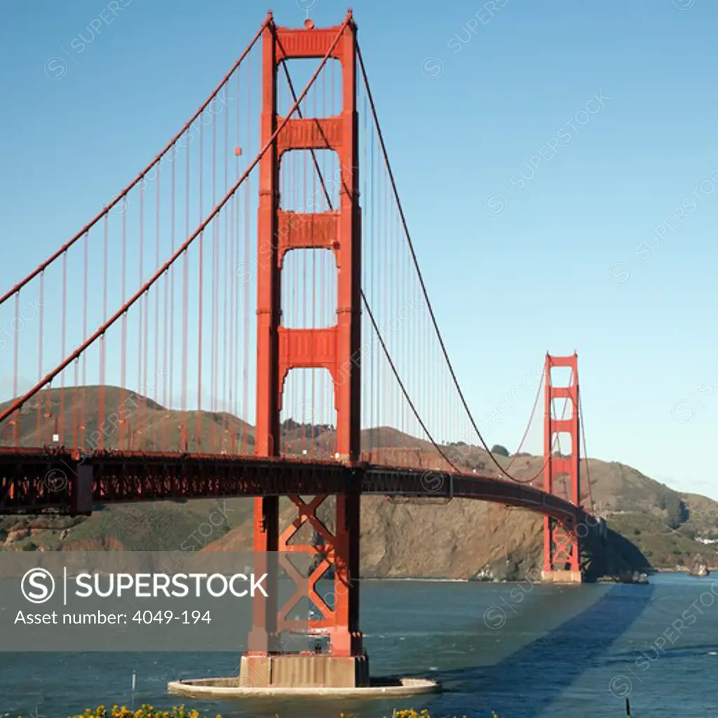 Suspension bridge across a bay, Golden Gate Bridge, San Francisco Bay, San Francisco, California, USA