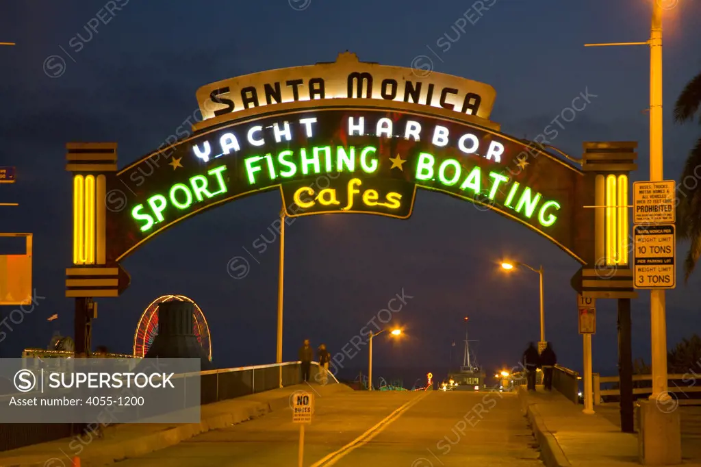 Santa Monica Pier, Los Angeles, California, USA