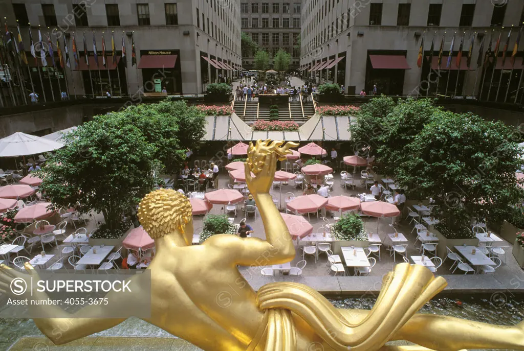 Summer Garden, Rockefeller Center, Manhattan, New York