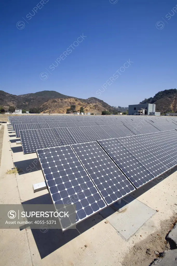 2783 panel Solar Array at the Hill Canyon Wastewater Treatment Plant. The Array provides about 15% of the facility's energy needs. Installation by Martifer Solar USA. Camarillo, Ventura County, California, USA