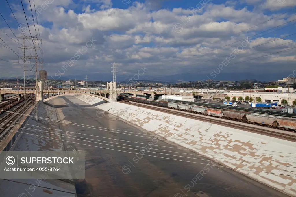 4th Street Bridge over the Los Angeles River, Downtown Los Angeles, California, USA
