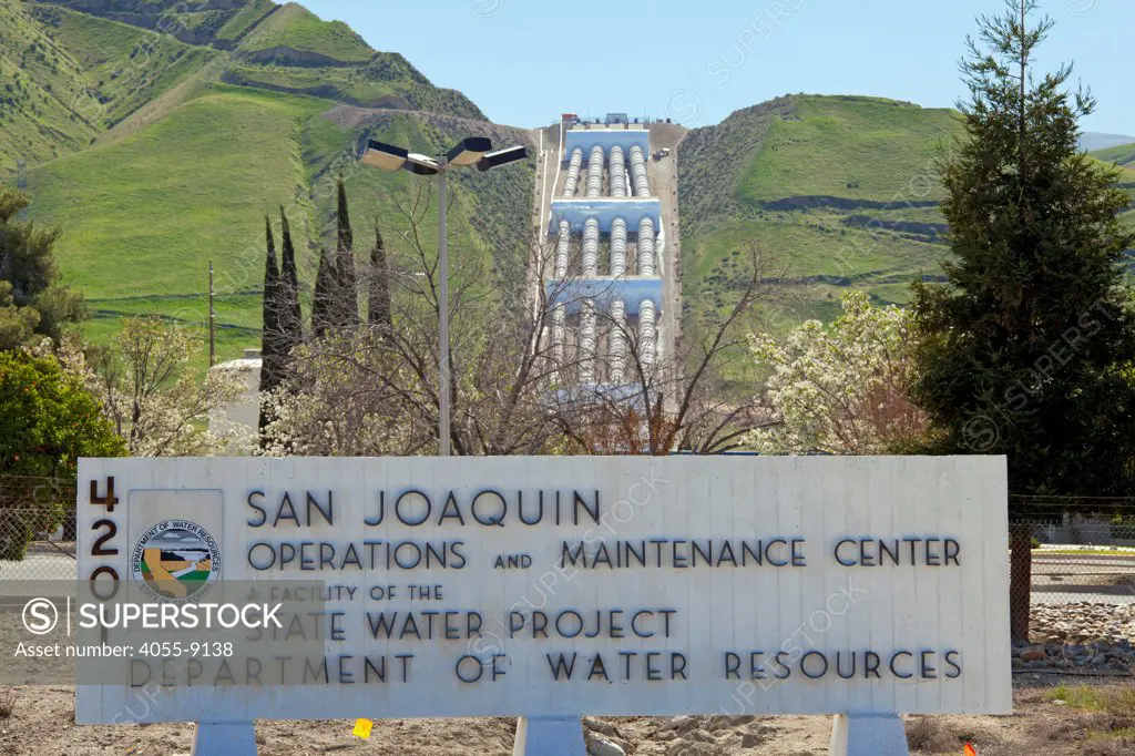 The Ira J. Chrisman Wind Gap Pumping Plant, part of the California State Water Project, is located at the southern end of the San Joaquin Valley. Water is pumped 518 feet over the Grapevine from the California Aqueduct, enroute to Los Angeles as part of its water supply. Kern County, California , USA
