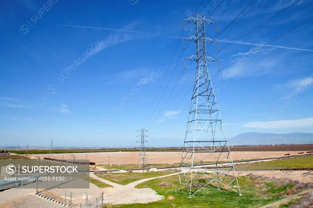 Power lines, San Joaquin Valley, Kern County, California , USA