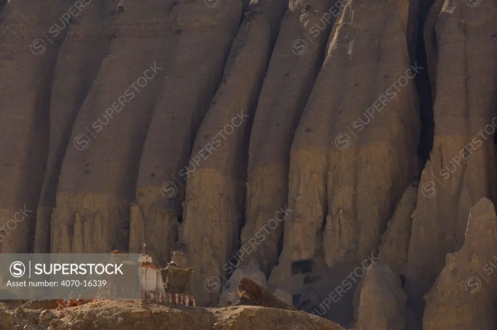 Chortens with rock formations in background, near Tetang, Mustang, Nepal
