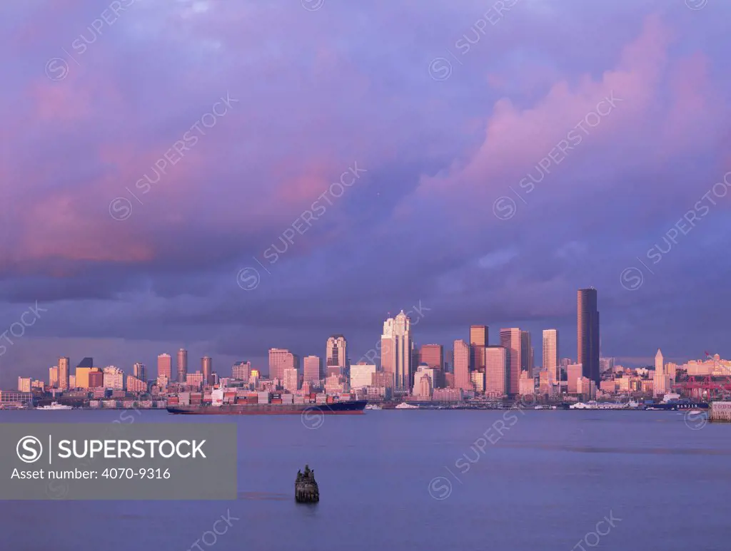 Elliot Bay and downtown Seattle, Washington, USA