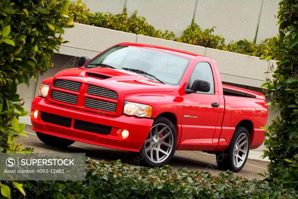 Dodge Ram SRT-10 2005 red