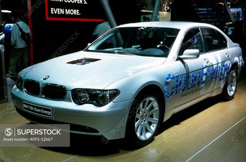 BMW 7-Series hydrogen silver