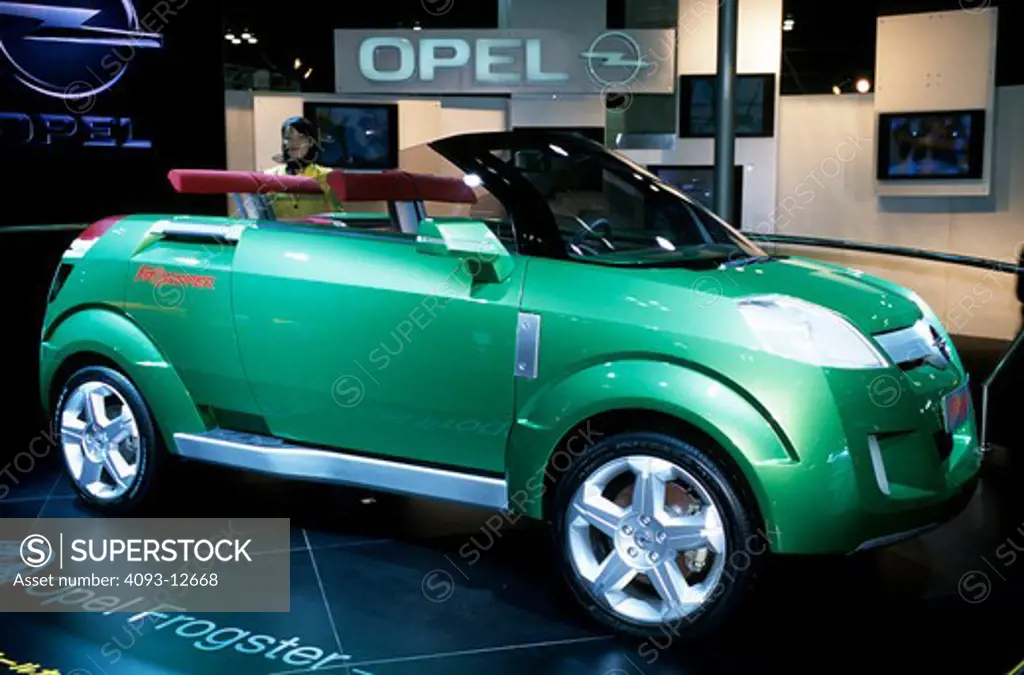 Opel Frogster green