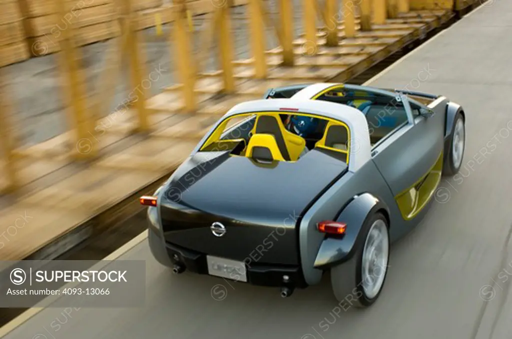 2006 / 2007 Nissan Urge Concept Car  Silver Black Yellow
