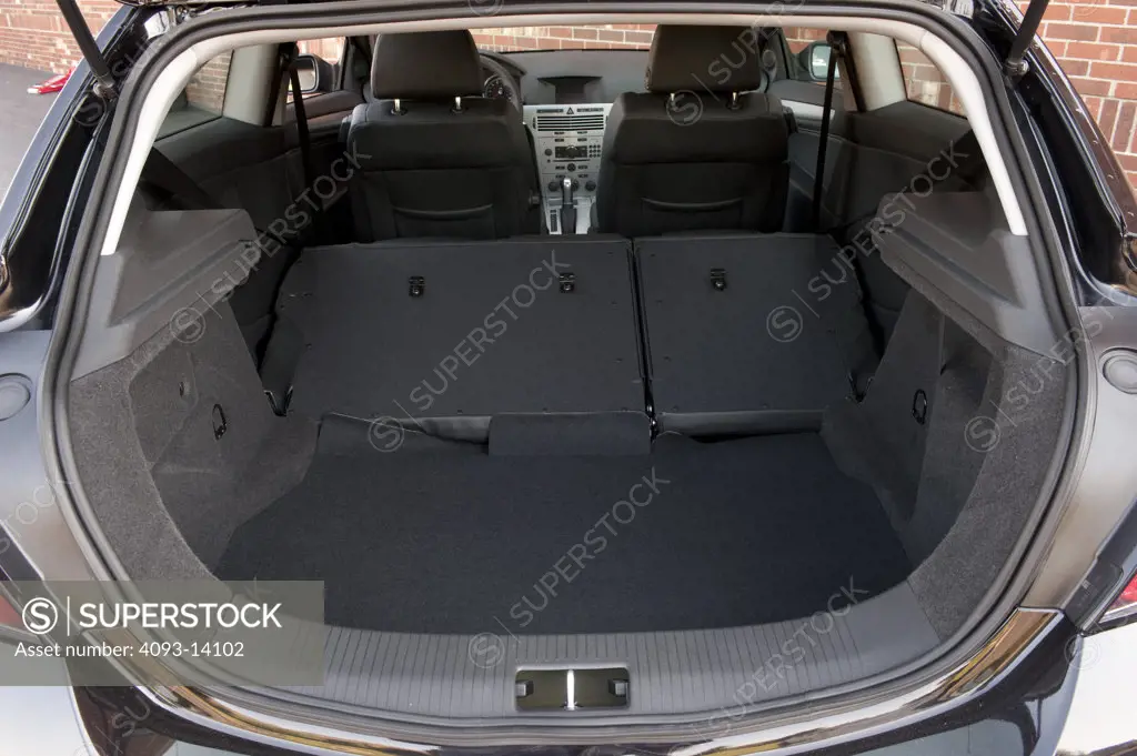 Saturn Astra XR trunk