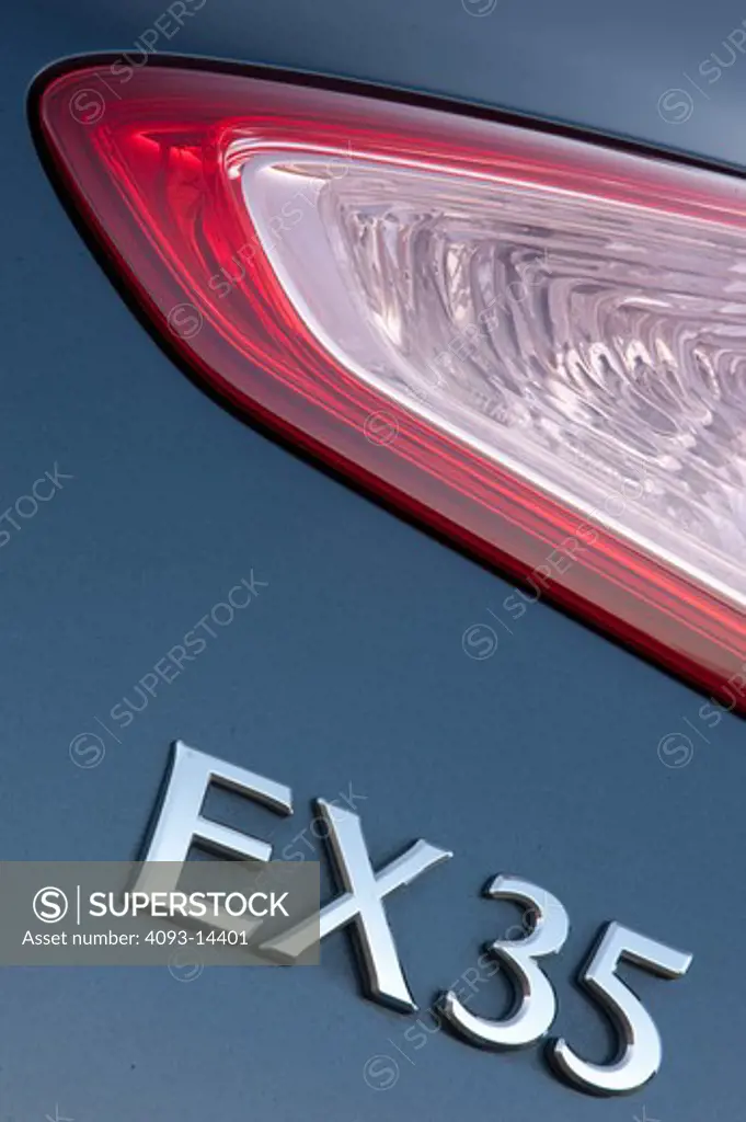 2008 Infiniti EX35 close-up on rear badge