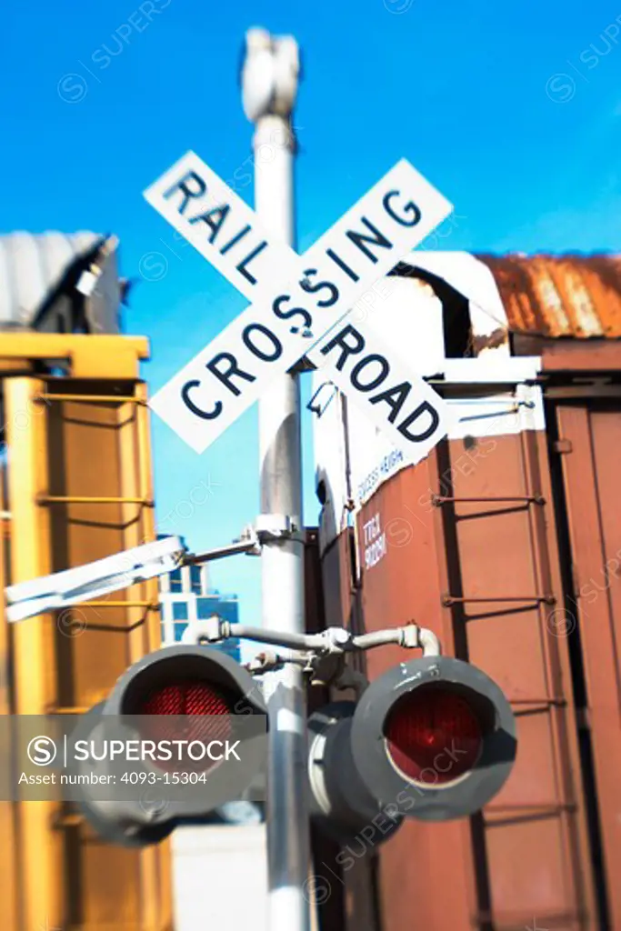railroad crossing,lights
