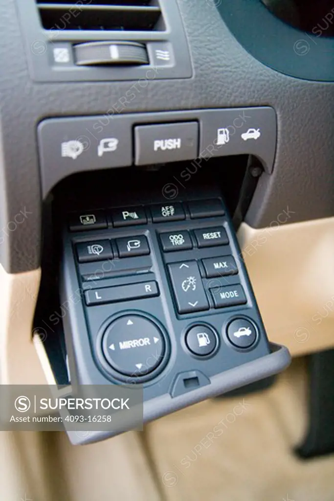 interior detail Lexus GS 430 2006 buttons