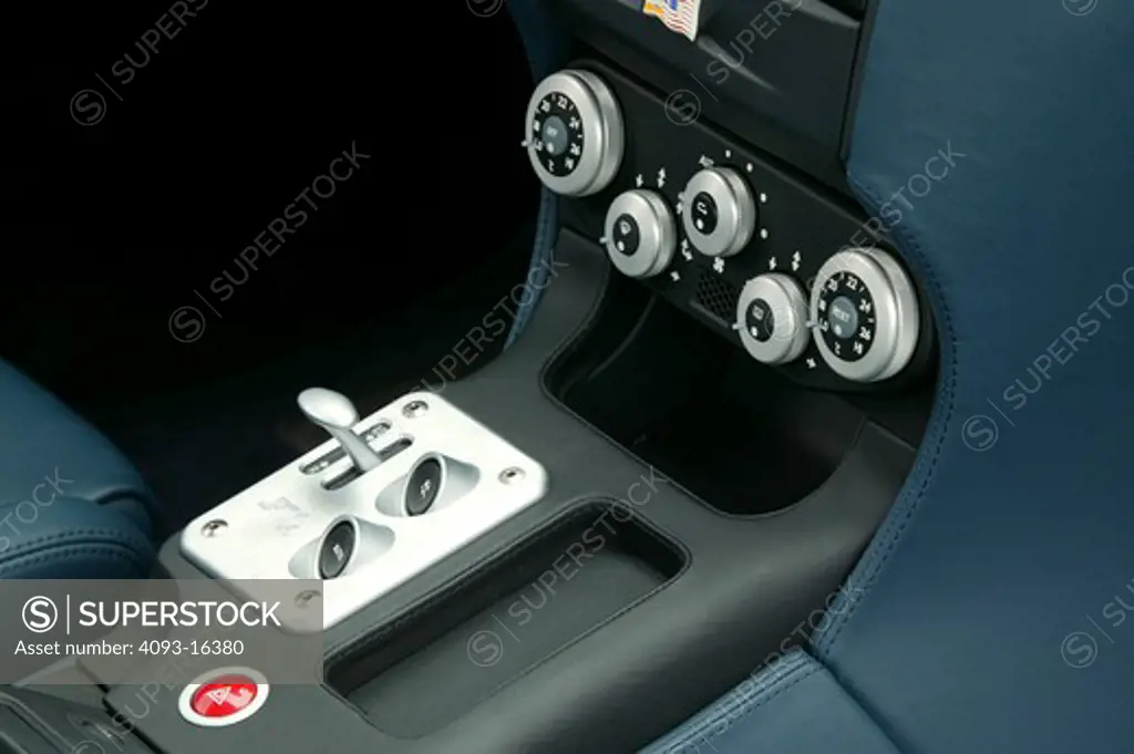 interior Ferrari 612 Scaglietti 2005 blue silver trim knobs gear lever