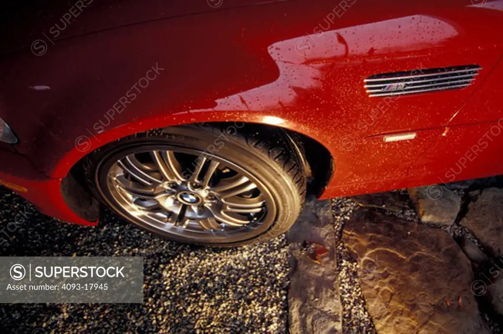 detail BMW M3 M Series 2001 red fender wheel tire vent stone street