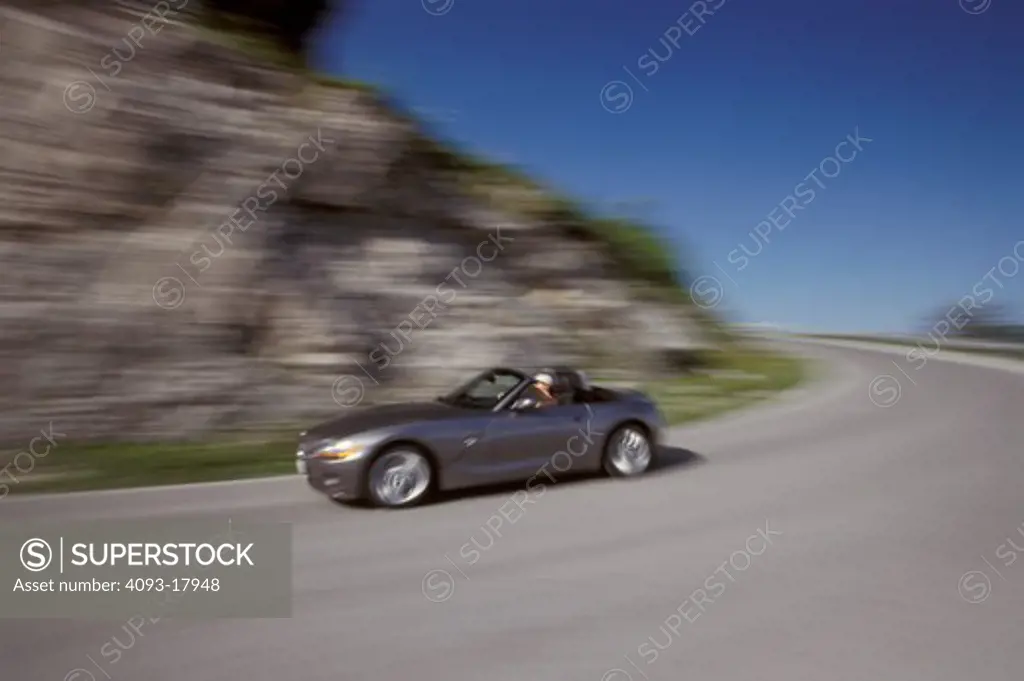 BMW Z4 Z Series 2003 grey curve rocky motion street