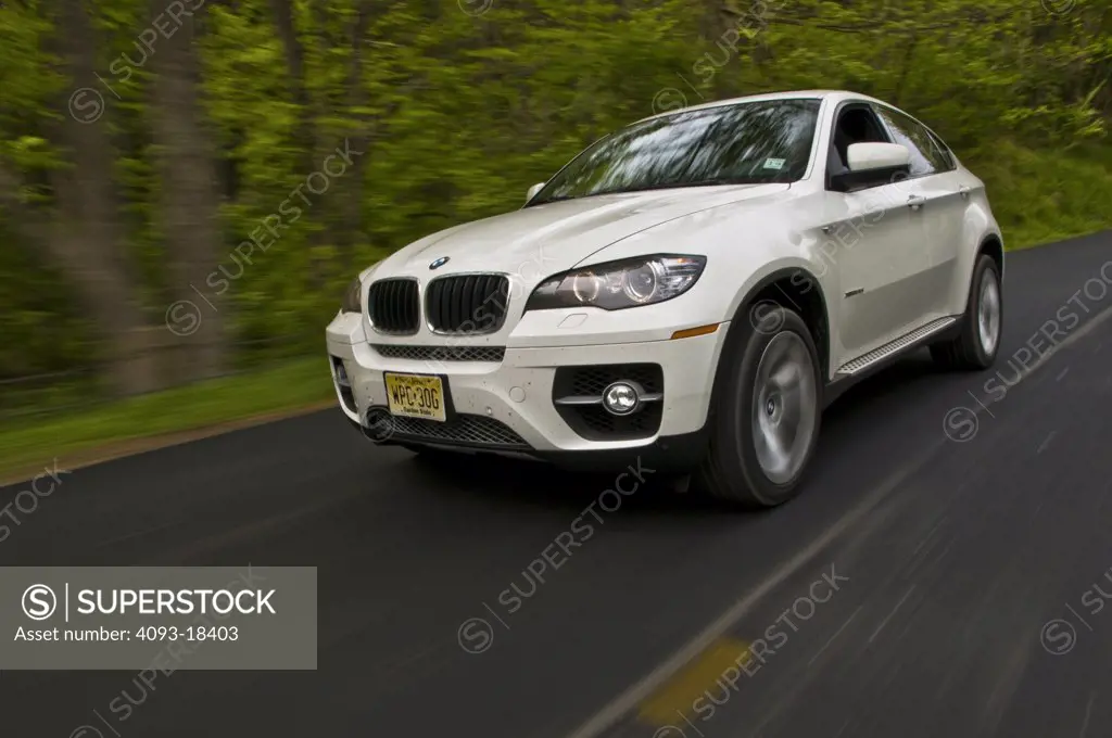 2008 BMW X6 is a mid-size crossover SUV