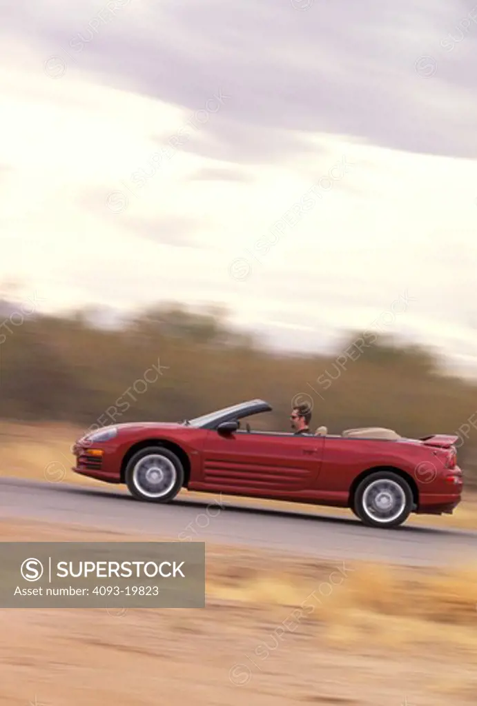 Mitsubishi Eclipse Spyder 2001 red street
