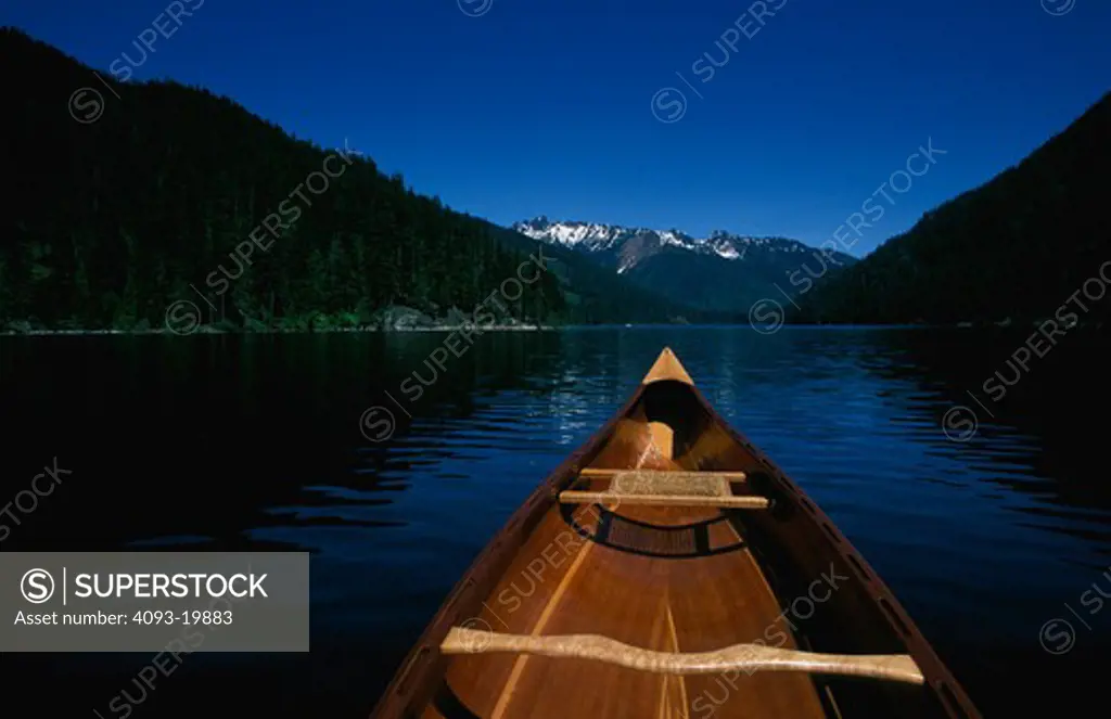 canoe,wood