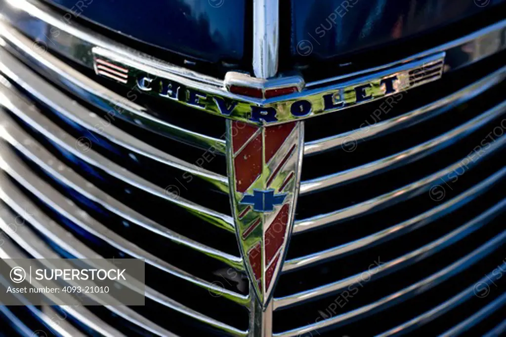 1939 Customized Chevrolet grille, front view