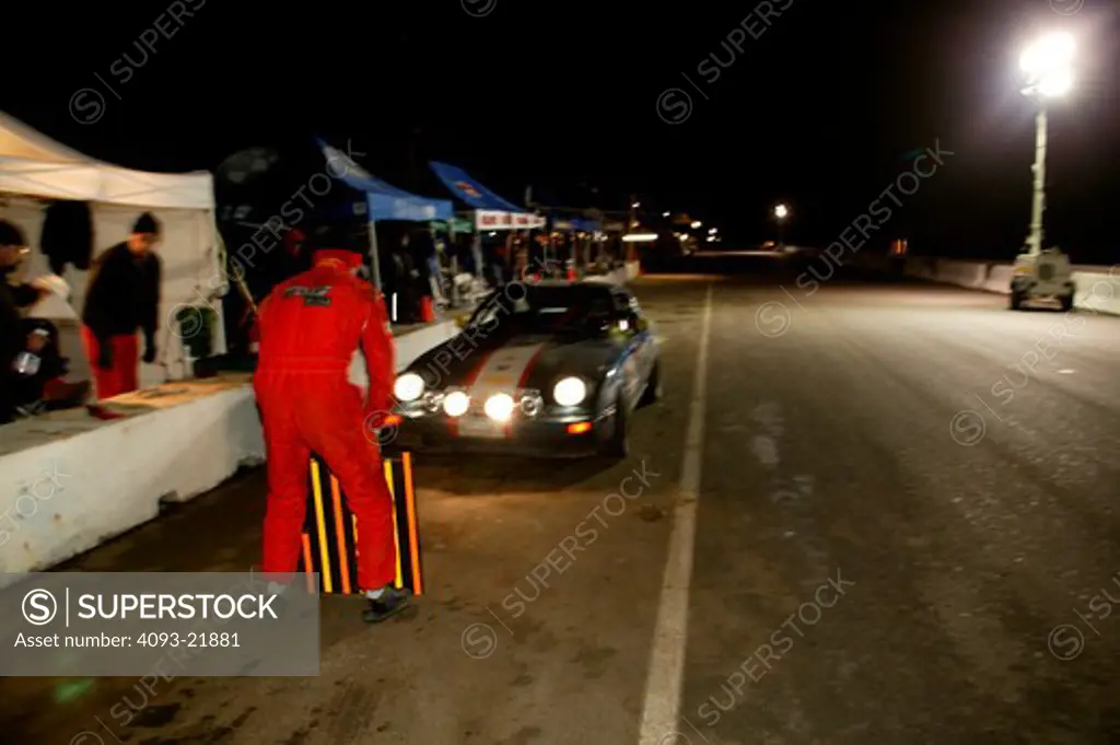 Mazda SCCA Sports Car Racing Thunderhill Raceway race car Miata pit stop