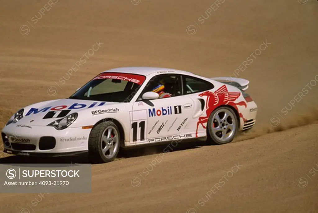 Porsche 911 Turbo 2003 white dust sliding drifting cornering