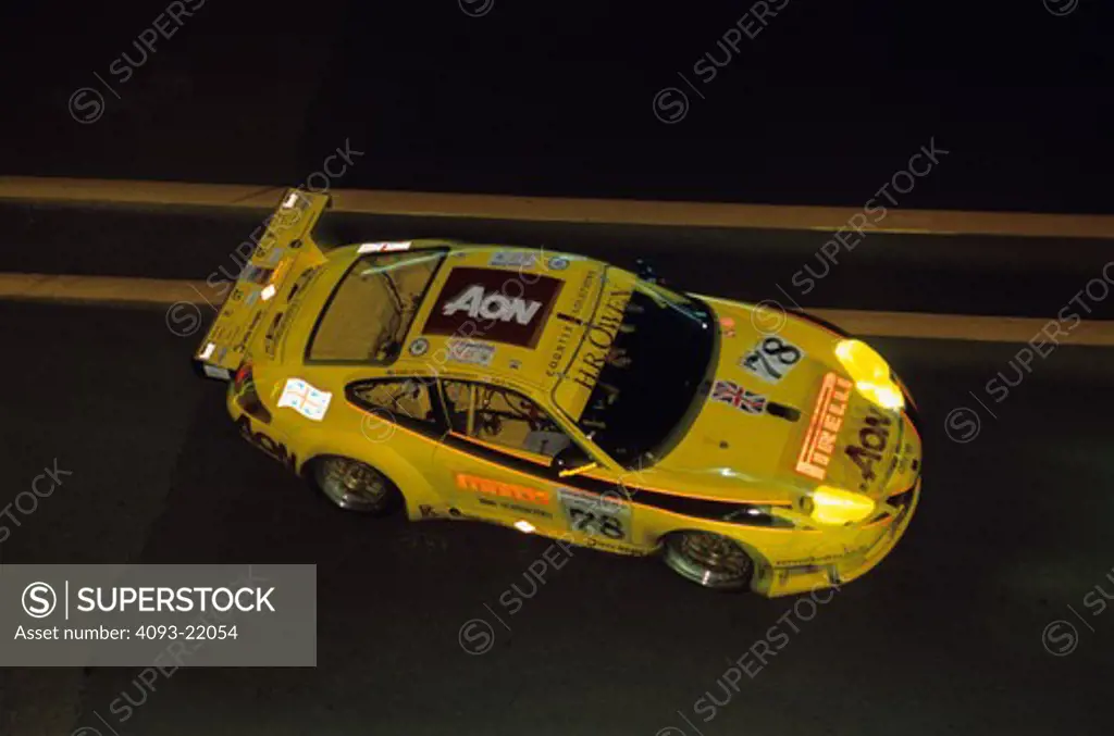 overhead high angle Porsche 911 GT-3 RS yellow lights lines stripes Le Mans