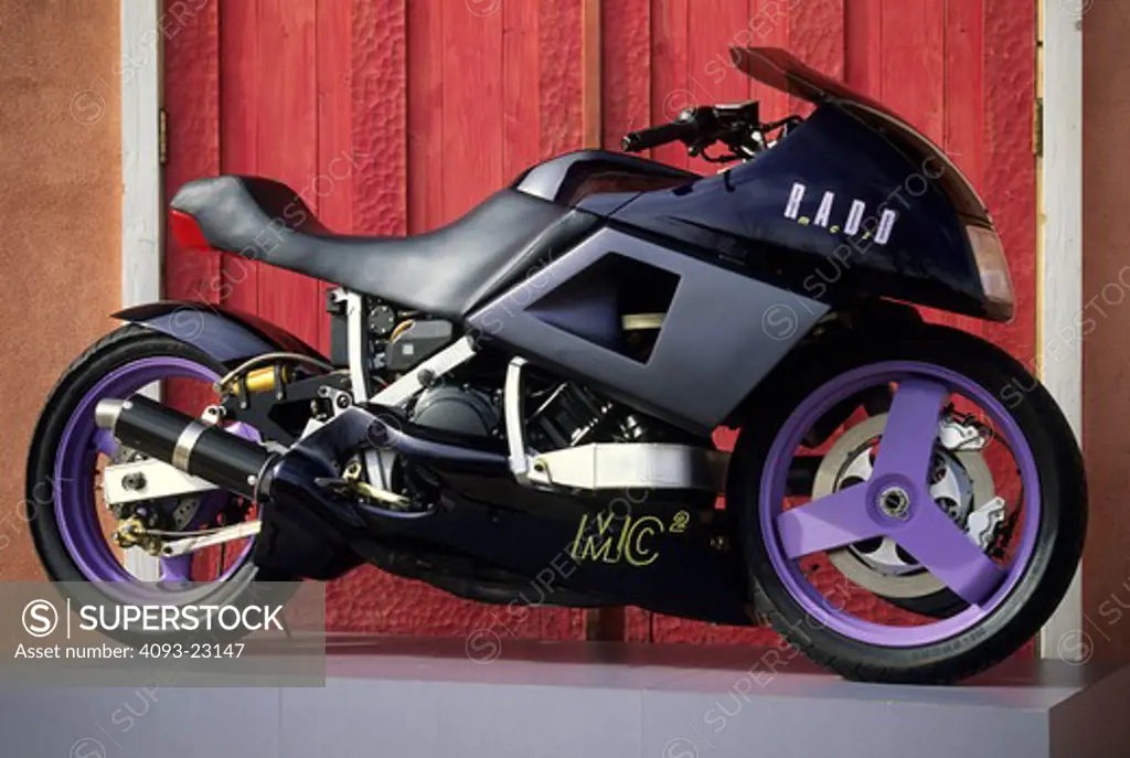 Bike MC2 James Parker black purple concept door red