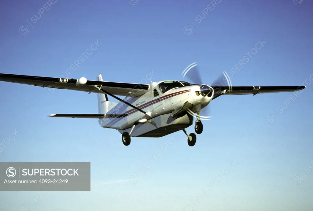 Prop General Aviation Fixed Wing Cessna Aviat Airplanes charter Caravan sky