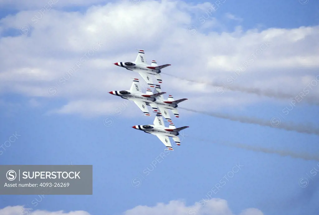 Military Lockheed Martin Jets Fixed Wing Aviat Airplanes Thunderbirds USAF U.S. Air Force performance flying team air show aerobatic flight demonstration squadron F-16 Fighting Falcon fighter sky smoke formation