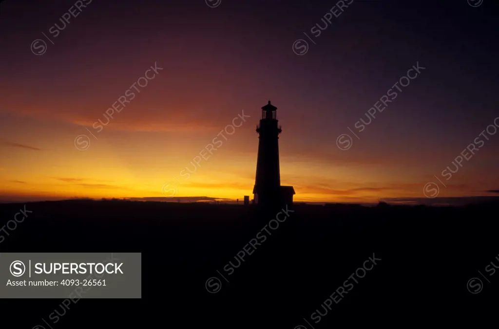 Yaquina Head Lighthouse Oregon silhouette