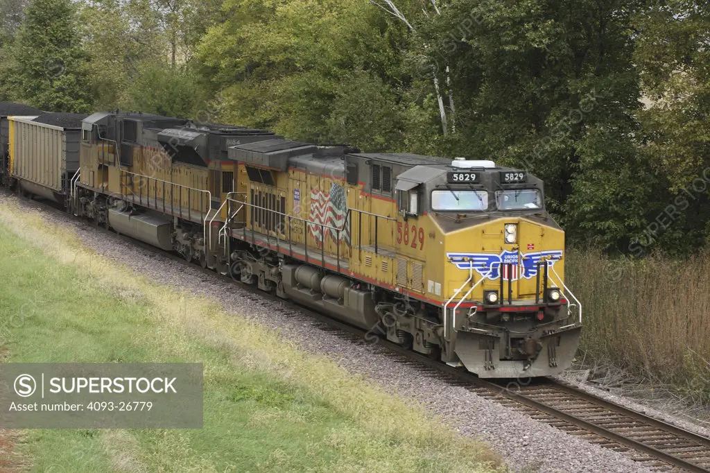 UP5829 Coal Train, Akron, IL, General Electric C44AC-CTE, southbound