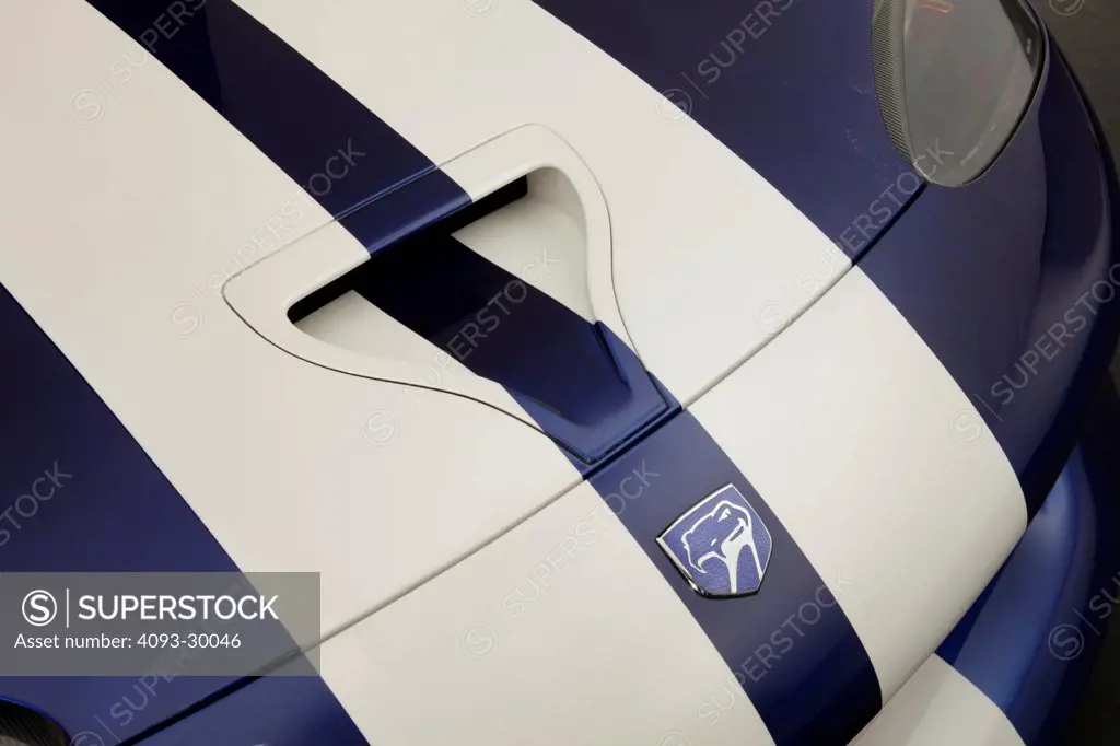 1996 Dodge Viper GTS Coupe Concept showing the hood scoop and badge logo