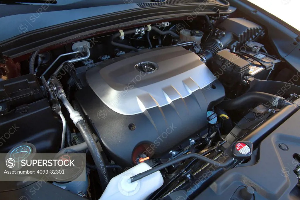 2010 Acura ZDX SUV crossover wagon engine, close-up