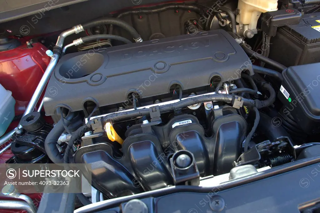 2010 Hyundai Tucson SUV close-up on engine