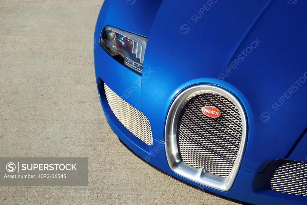 2010 Bugatti Bleu Centenaire elevated view on front grille