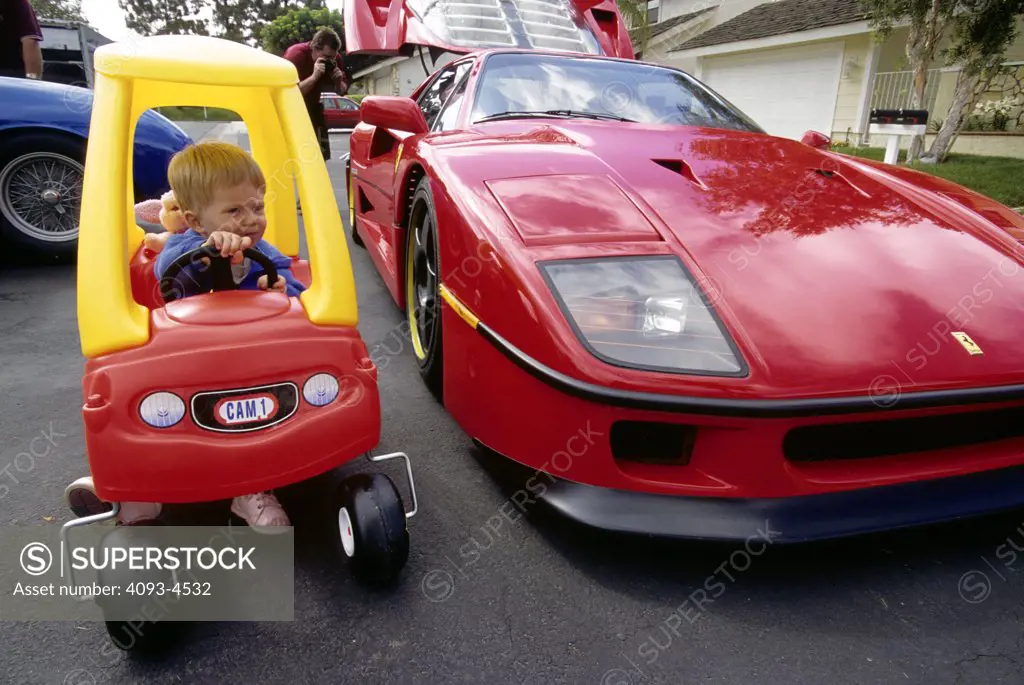 Ferrari F40 1991 red toy child kid boy