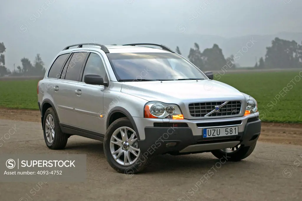 Swedish Manufacturers,2006 Volvo XC90 silver field