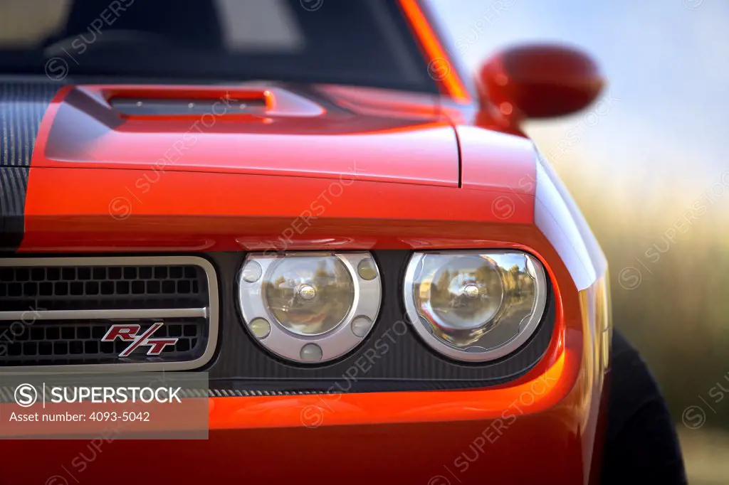 detail,2006 Dodge Challenger orange headlights grille
