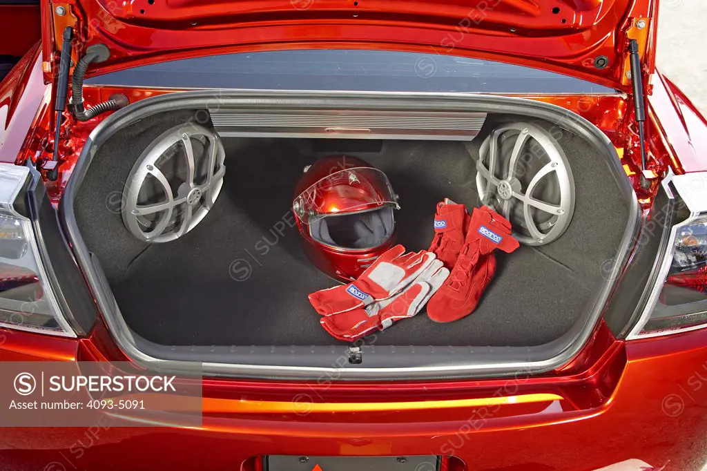 interior,2006 Mitsubishi Ralliart Galant red trunk helmet gloves speakers