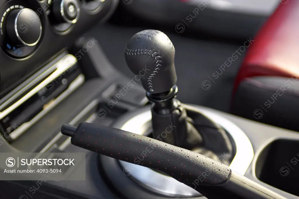 interior detail 2006 Mitsubishi Ralliart Galant shifter knob gear lever emergency brake