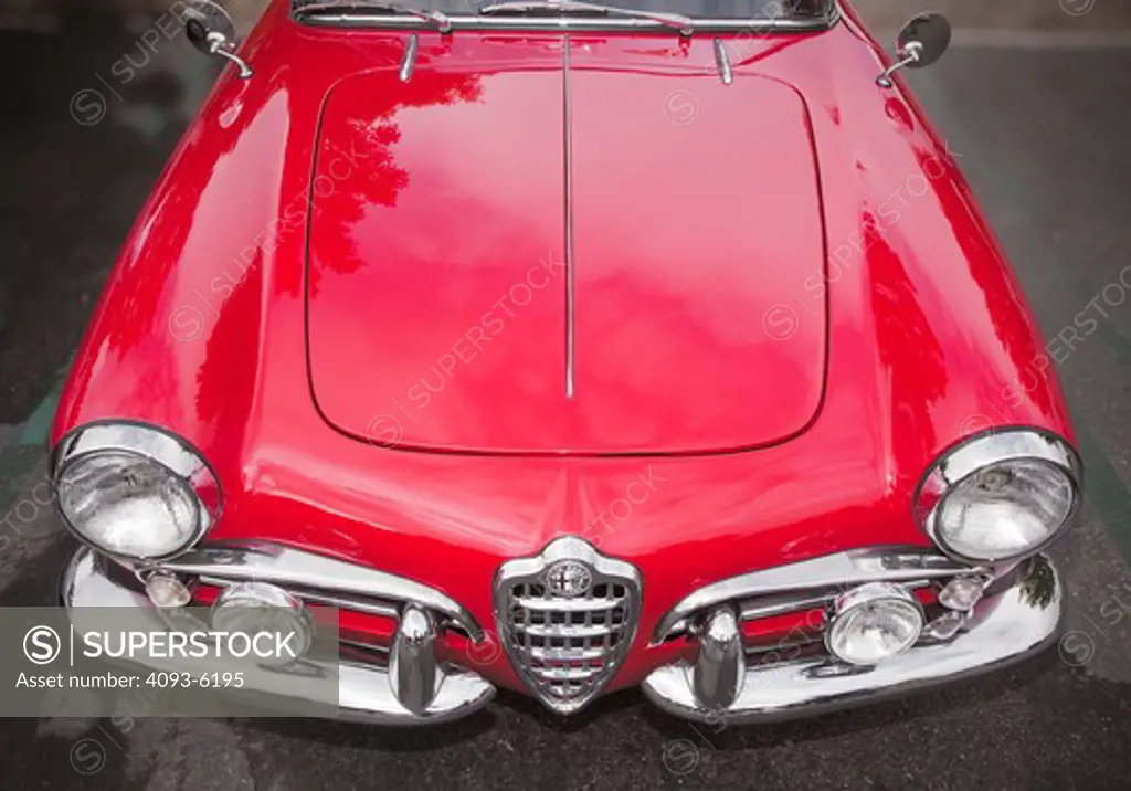 1959 Alfa Romeo Giulietta Spider Veloce hood, detail