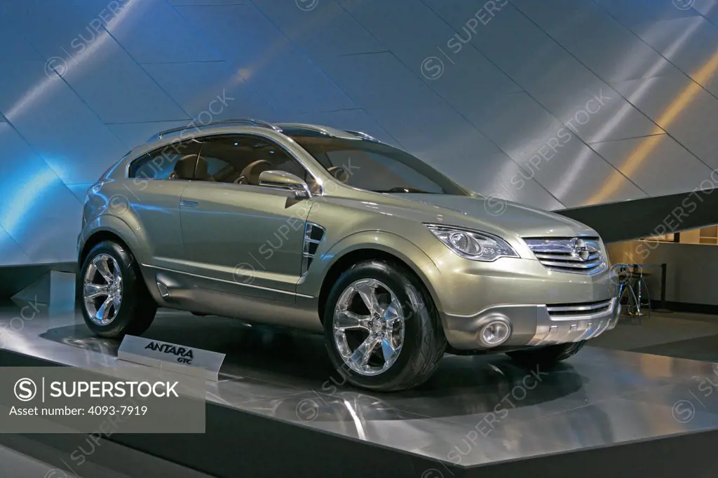 2008 Opel Antara Detroit Auto Show