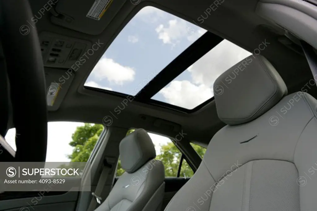 2010 Cadillac CTS Sport Wagon interior, seats, close-up