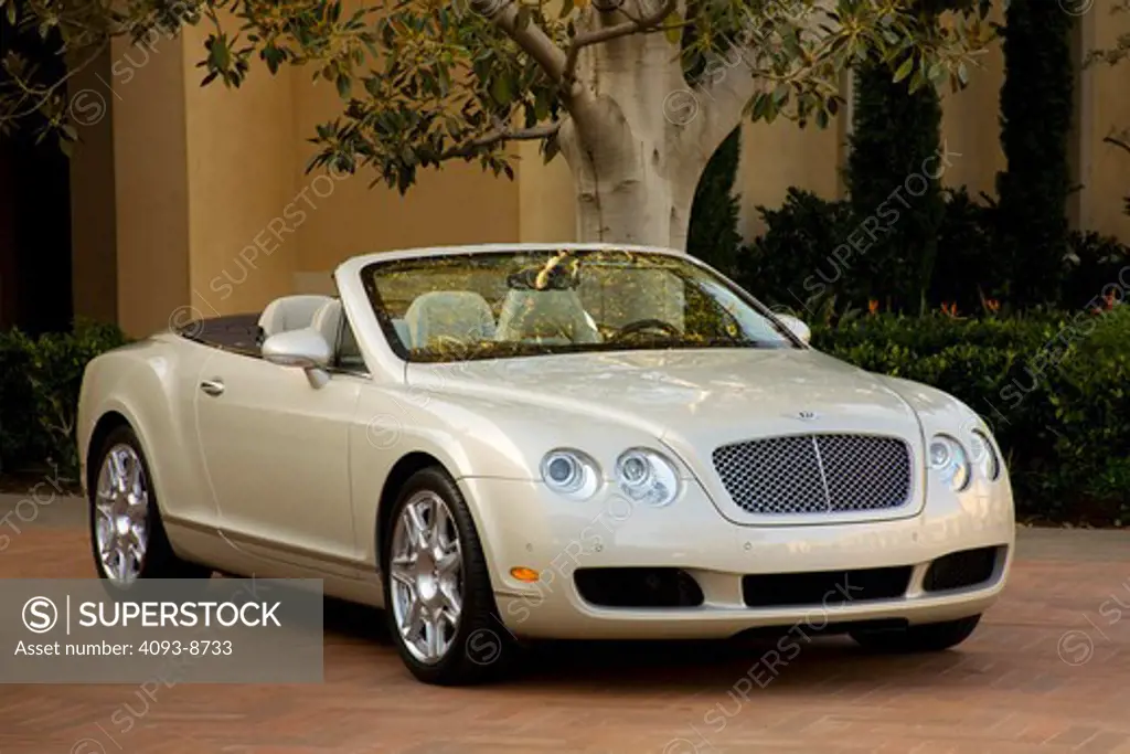 2009 Bentley Continental GTC parked in courtyard